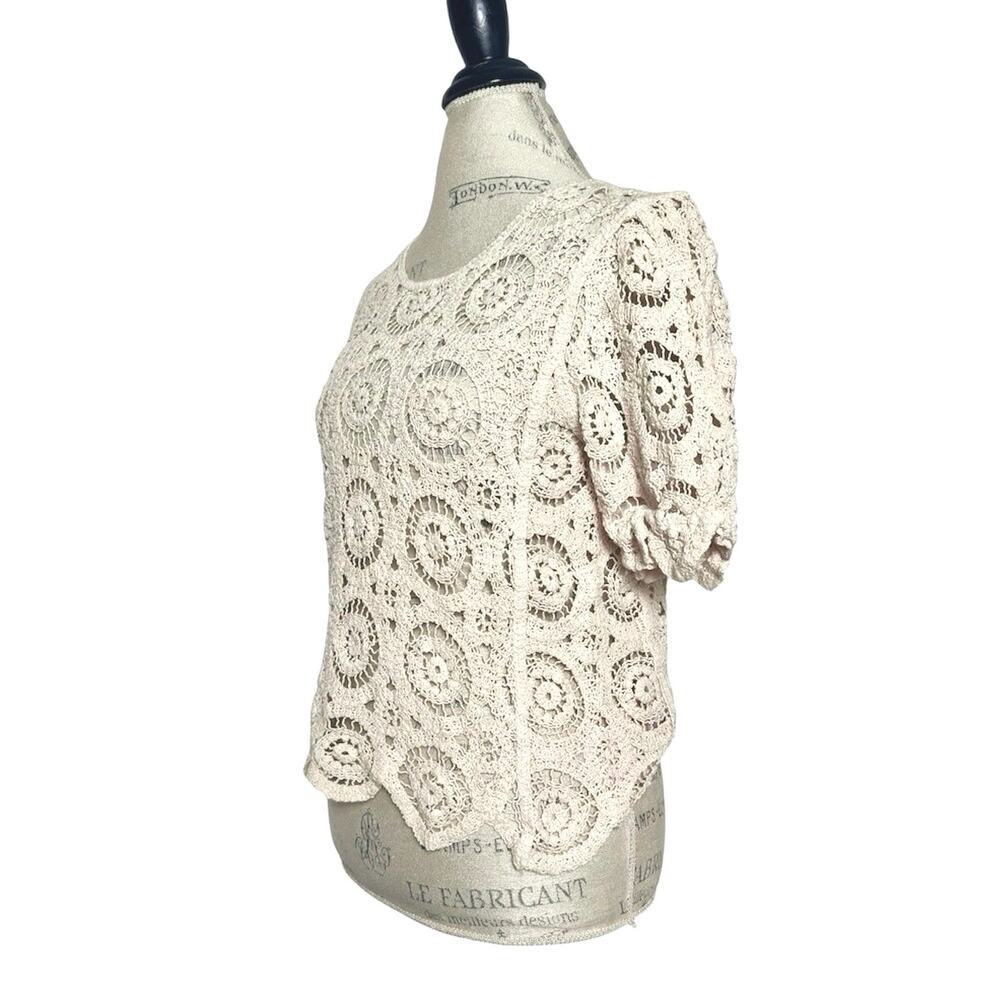 Solitaire | Women | Neutral Beige Crochet Open Knit Boho Scalloped Top | Medium - Picture 4 of 14